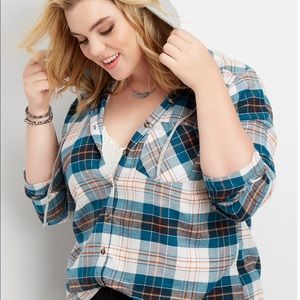 Maurices size 4 top